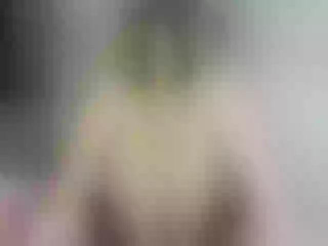 Live sex webcam photo for Ly_mor_ #272171445