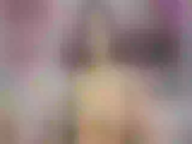 Live sex webcam photo for Ly_mor_ #272614925