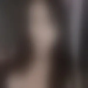 Live sex webcam photo for Lyann___ #293460656