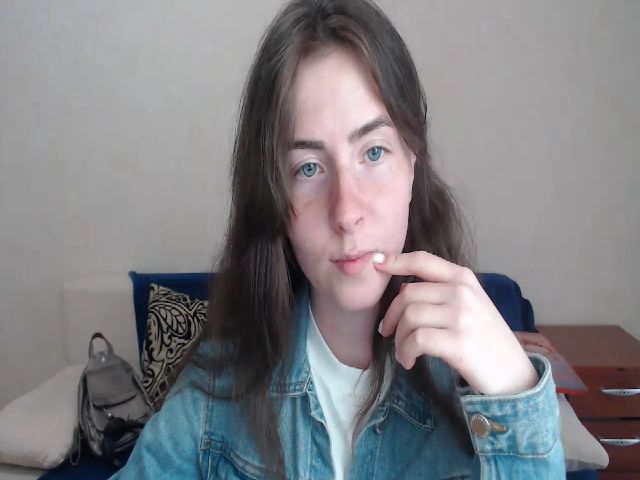 Live sex webcam photo for LycheePie #273356722