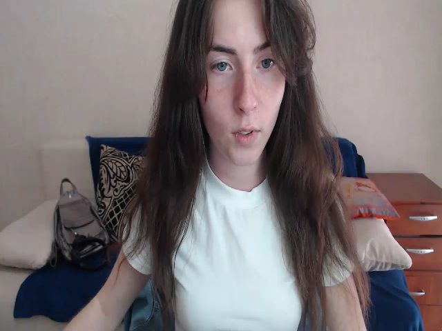 Live sex webcam photo for LycheePie #273356863