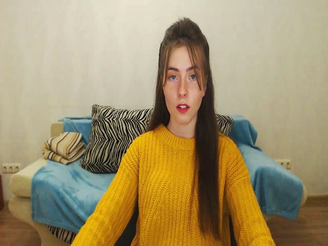 Live sex webcam photo for LycheePie #273447734