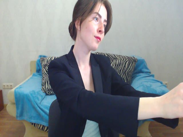 Live sex webcam photo for LycheePie #273523024