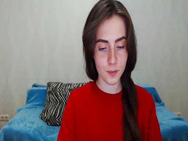 Live sex webcam photo for LycheePie #273570977