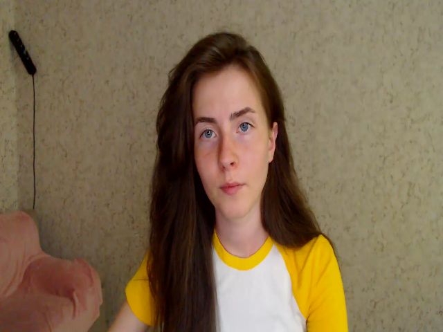 Live sex webcam photo for LycheePie #273674892