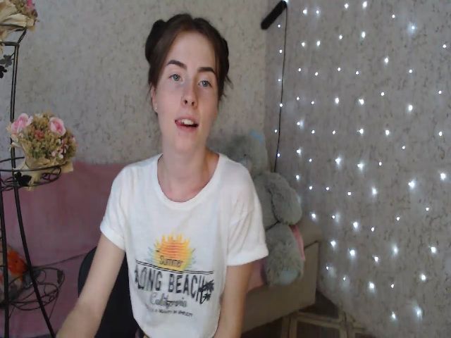 Live sex webcam photo for LycheePie #274001737