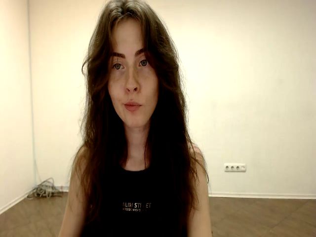 Live sex webcam photo for LycheePie #274237475