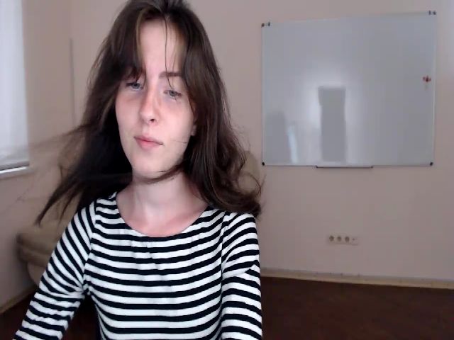 Live sex webcam photo for LycheePie #274574858