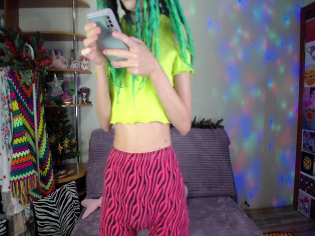 Live sex webcam photo for M00T4B0R #271815647