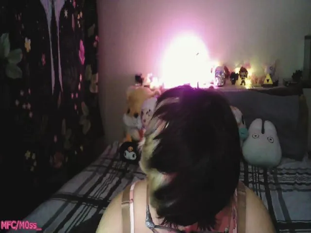 Live sex webcam photo for M0ss_ #274429113