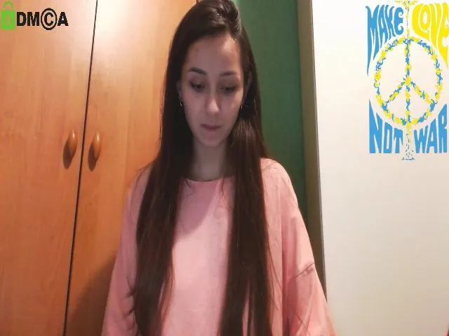 Live sex webcam photo for MEDIA_ #272645705