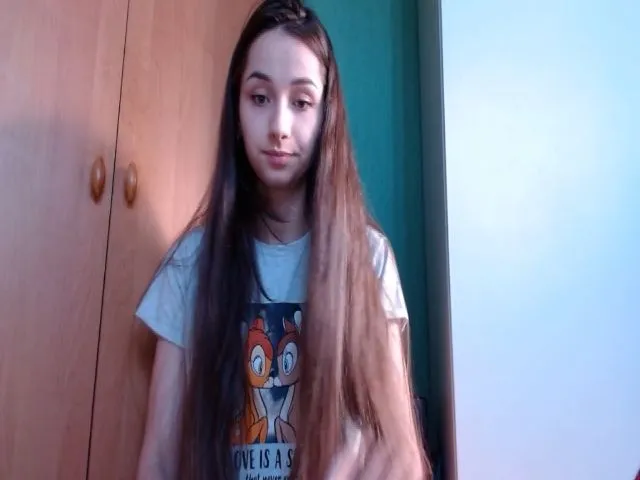 Live sex webcam photo for MEDIA_ #272887559
