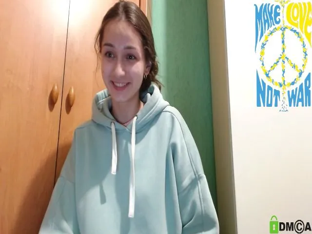 Live sex webcam photo for MEDIA_ #273067280