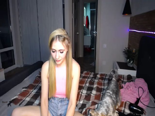 Live sex webcam photo for MELANI_A #271763737