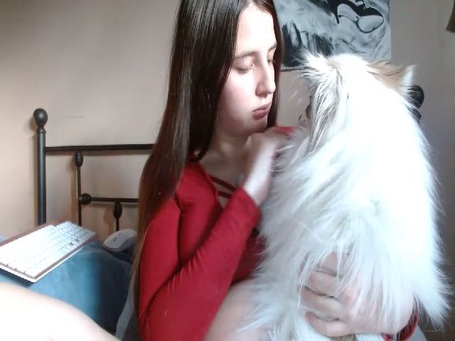 Live sex webcam photo for MILFMikkiXO #271912556