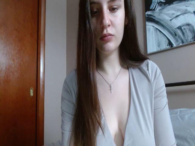 Live sex webcam photo for MILFMikkiXO #272135072