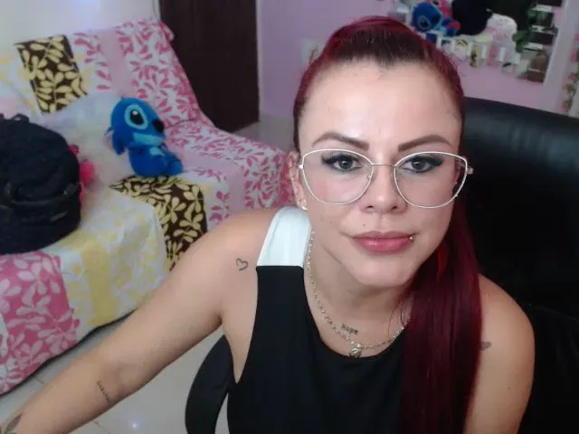 Live sex webcam photo for MILF_karol #272771214