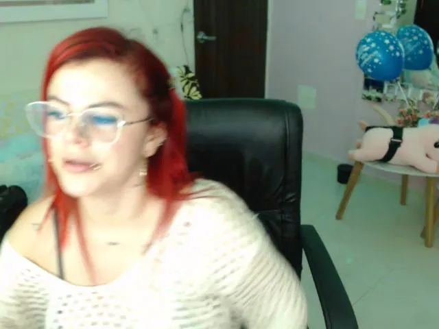 Live sex webcam photo for MILF_karol #273386765