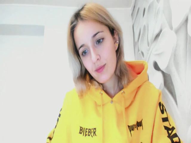Live sex webcam photo for MISHEL_LOVE #272066257