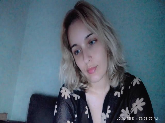 Live sex webcam photo for MISHEL_LOVE #273620009