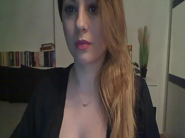 Live sex webcam photo for MISS__S #273033580