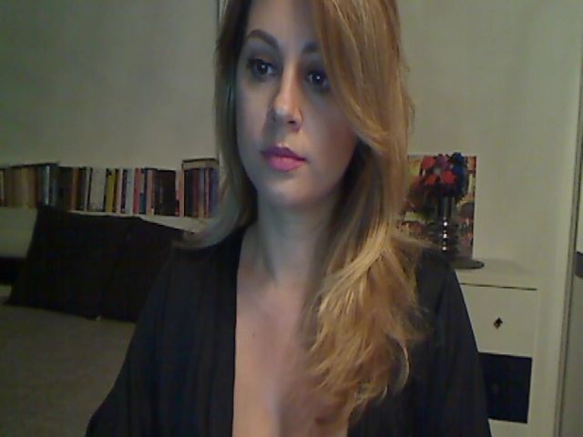 Live sex webcam photo for MISS__S #274335140