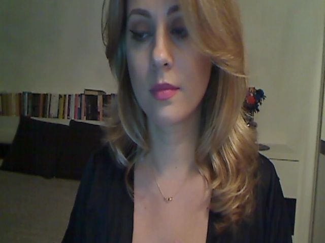 Live sex webcam photo for MISS__S #274510300