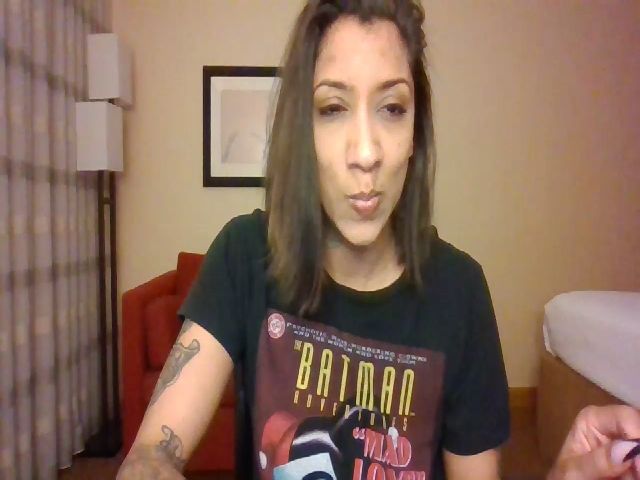 Live sex webcam photo for MJs_World #272272141