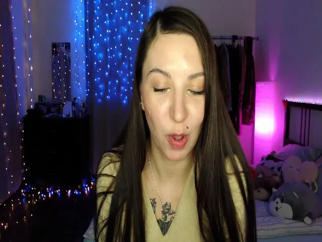 Live sex webcam photo for My_Free_Cat #273239264