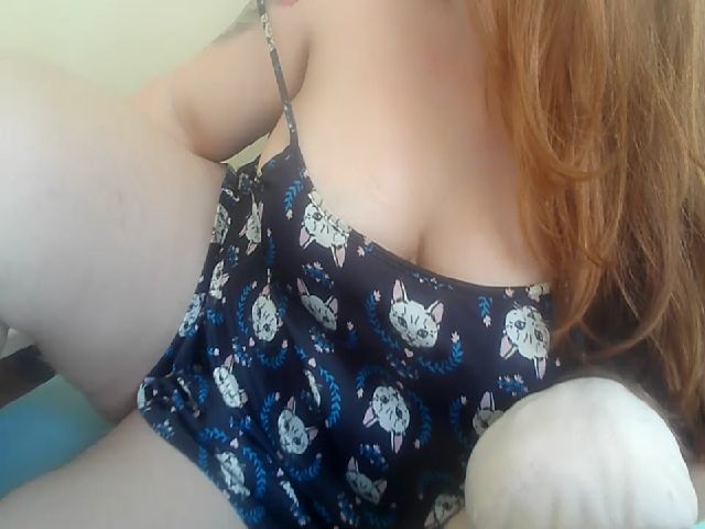 Live sex webcam photo for Maaryhot #273572223