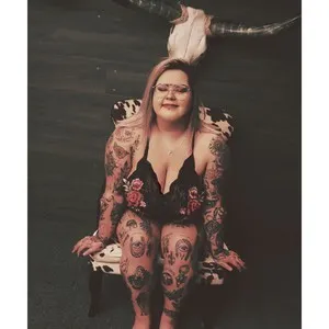 Live sex webcam photo for Maciex0 #290648503