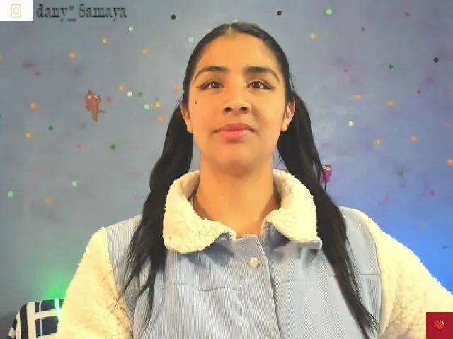 Live sex webcam photo for Madalinekroft #273914408