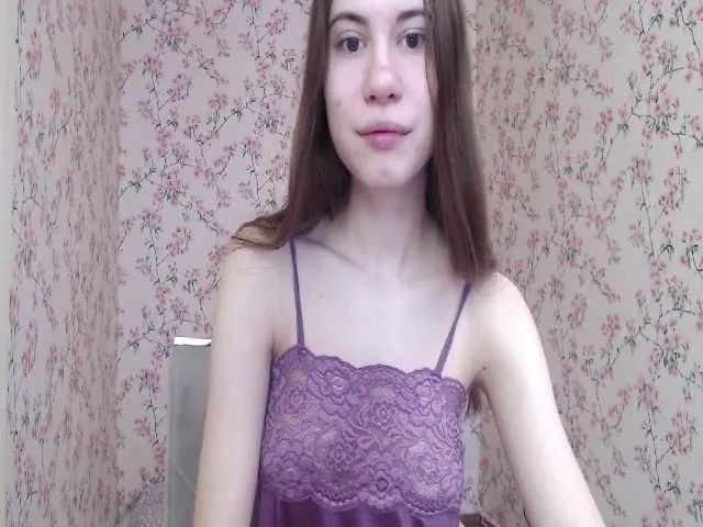 Live sex webcam photo for Maddie_May #272278417