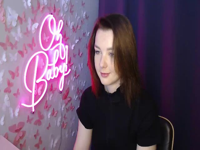 Live sex webcam photo for MadiLainee #273242541