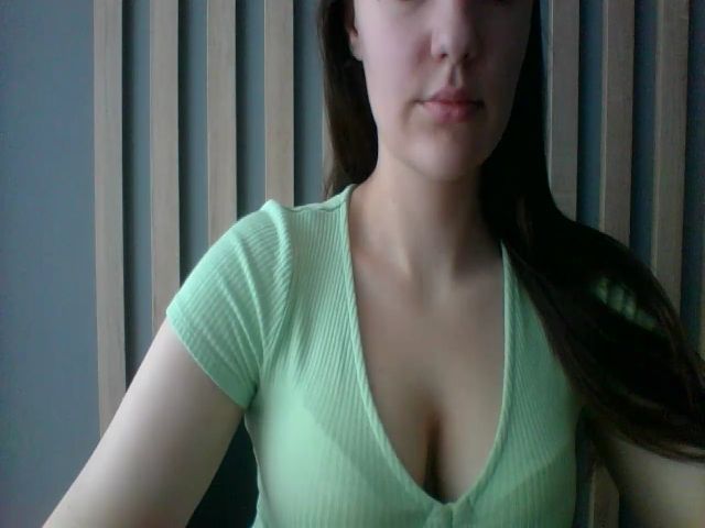 Live sex webcam photo for Madi_Lainee #273784833