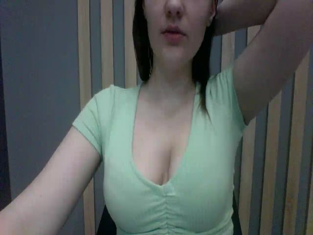 Live sex webcam photo for Madi_Lainee #273797904