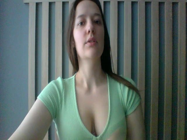 Live sex webcam photo for Madi_Lainee #274021703