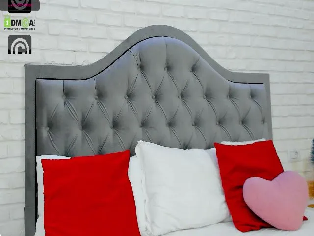 Live sex webcam photo for Madiowenss #271992364