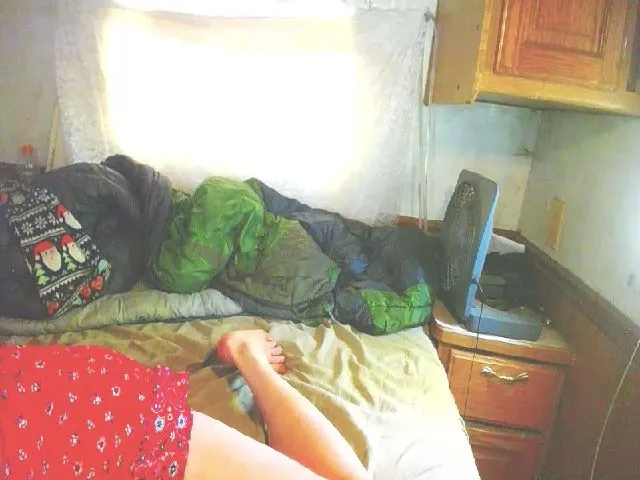 Live sex webcam photo for MadisonAc #273143511