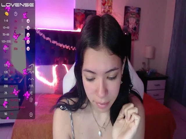 Live sex webcam photo for MadisonMurphy #273758064