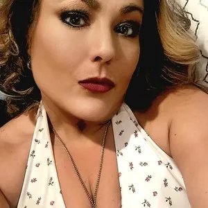 Live sex webcam photo for Maeve1 #278299423