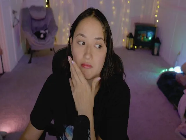 Live sex webcam photo for MaeveMystery #274388215