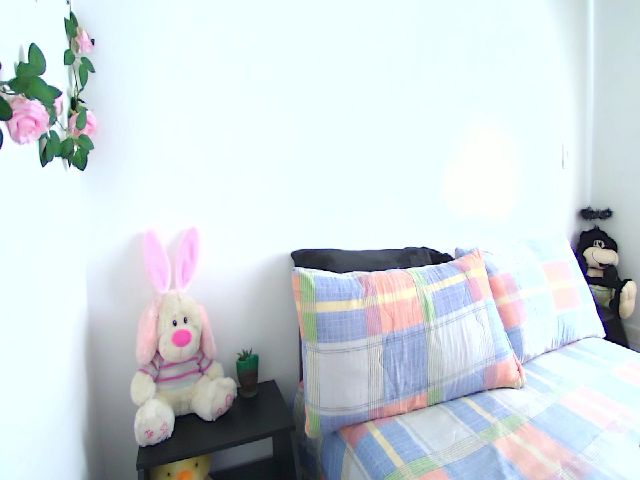 Live sex webcam photo for Maez_Ashley #271958750