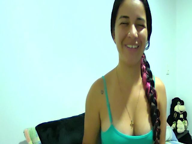 Live sex webcam photo for Maez_Ashley #272857912