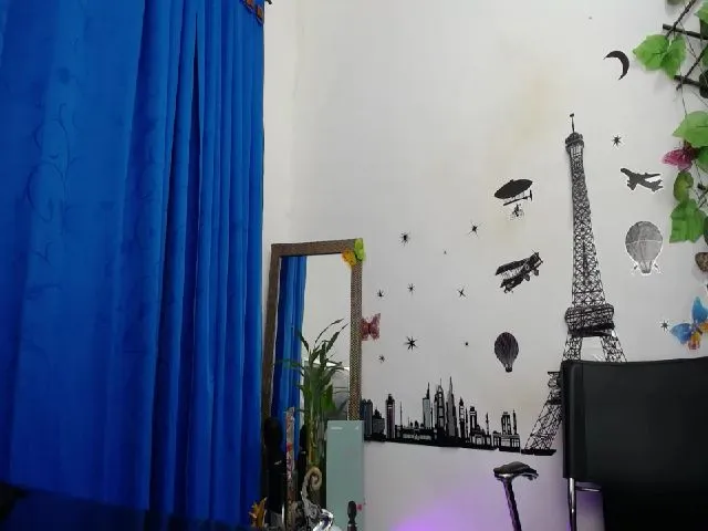 Live sex webcam photo for Mafe_ebony_1 #271839539