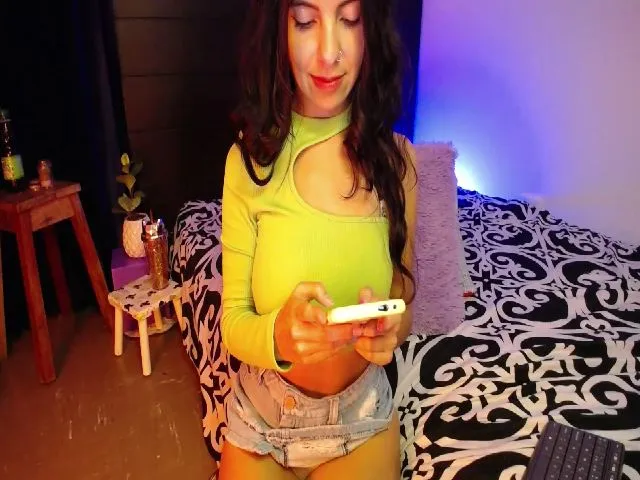 Live sex webcam photo for Mafhy_daly #272592696