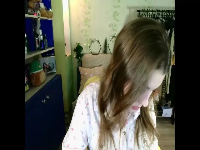 Live sex webcam photo for MagicGirl1 #271784461