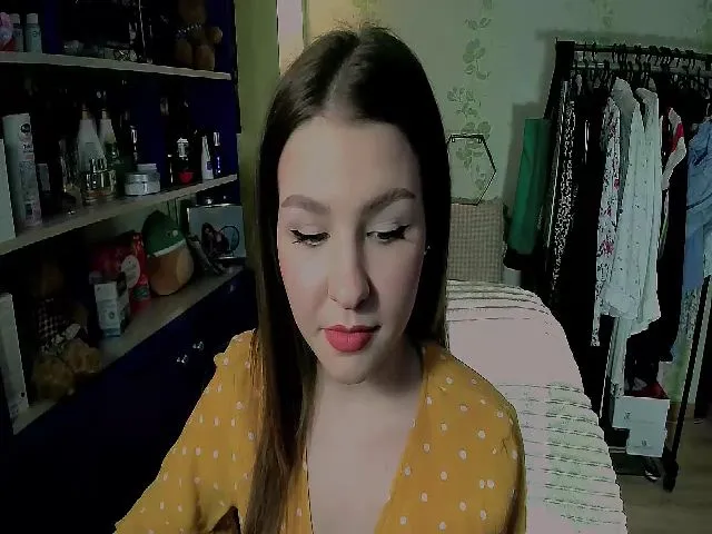 Live sex webcam photo for MagicGirl1 #273392716