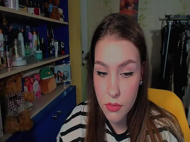 Live sex webcam photo for MagicGirl1 #273848300