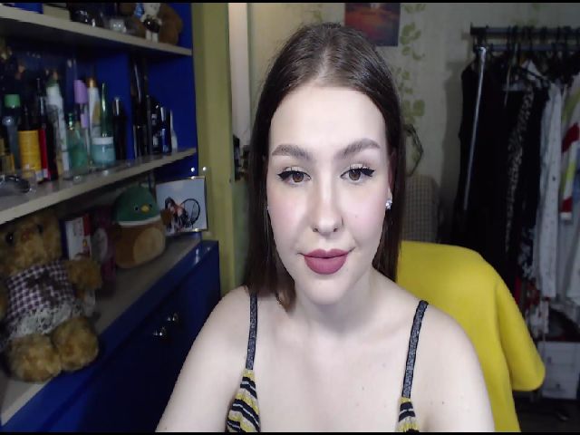 Live sex webcam photo for MagicGirl1 #274197225